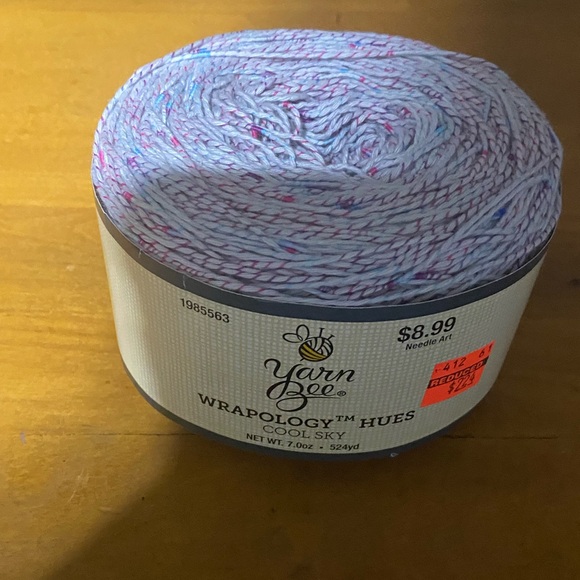 New Yarn 22 skeins - varying weights & fiber - Picture 5 of 10